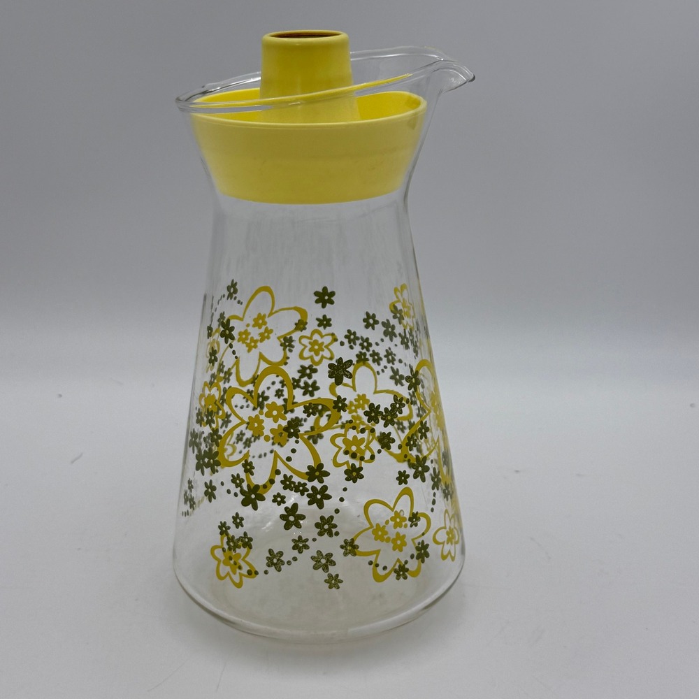 Vintage Pyrex Crazy Daisy Spring Blossom Green Glass Juice Carafe Pitcher Lid